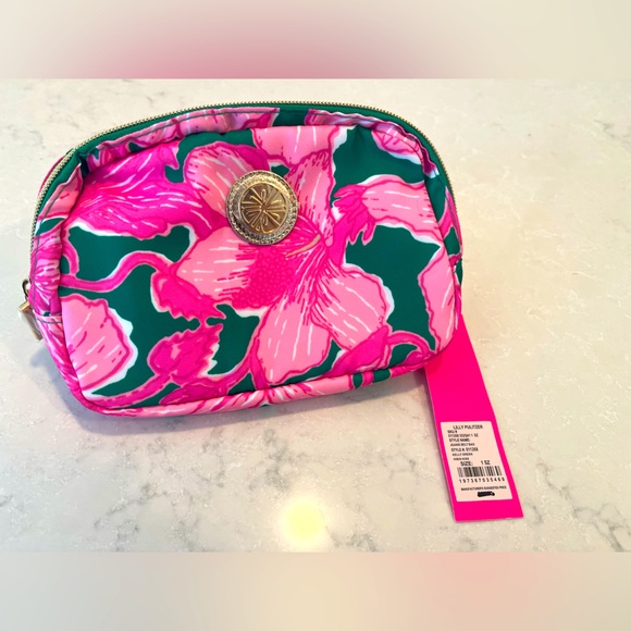 Lilly Pulitzer Handbags - Lily Pulitzer Belt Bag-NWT